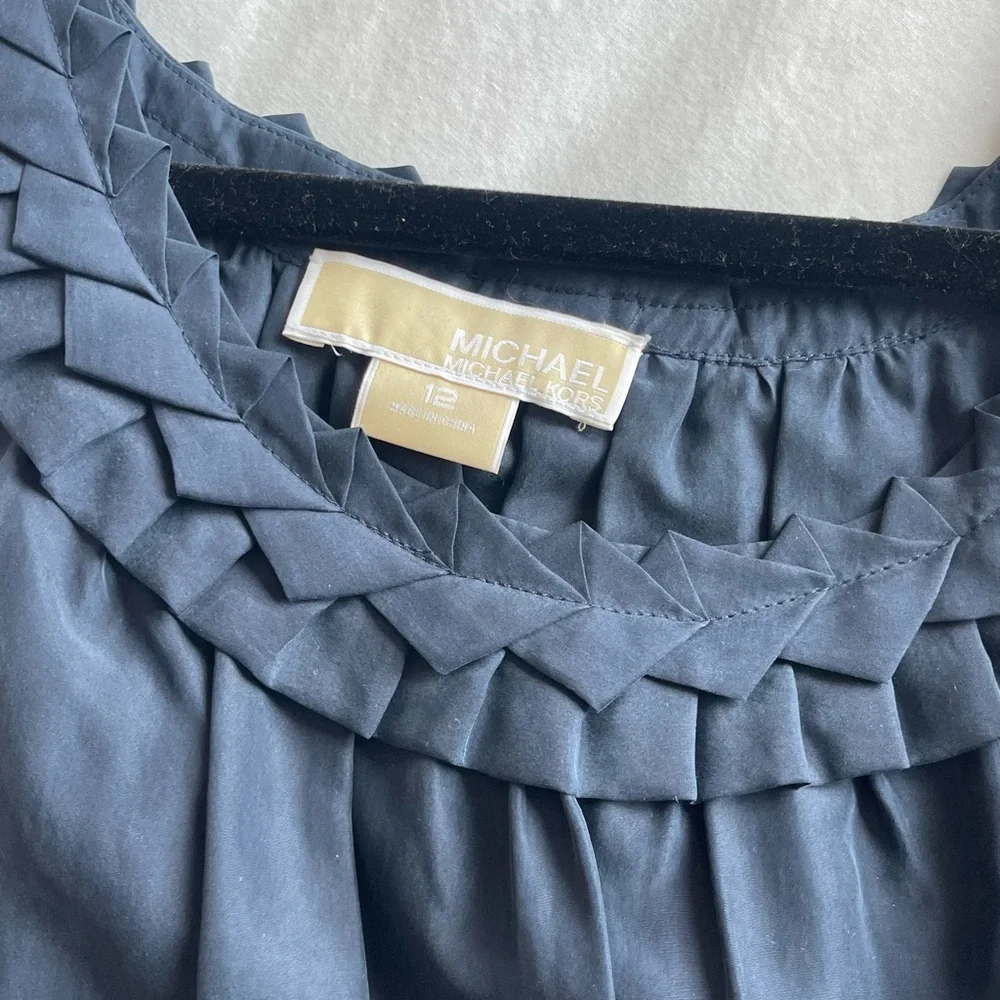 Michael Kors women’s navy silk sleeveless top with scoop braided neckline - Picture 3 of 9